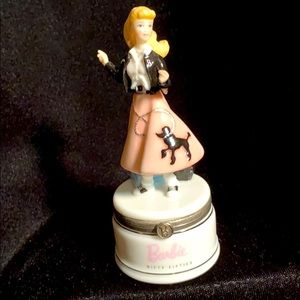 Barbie “ Nifty Fifties” trinket box👱🏼‍♀️💕